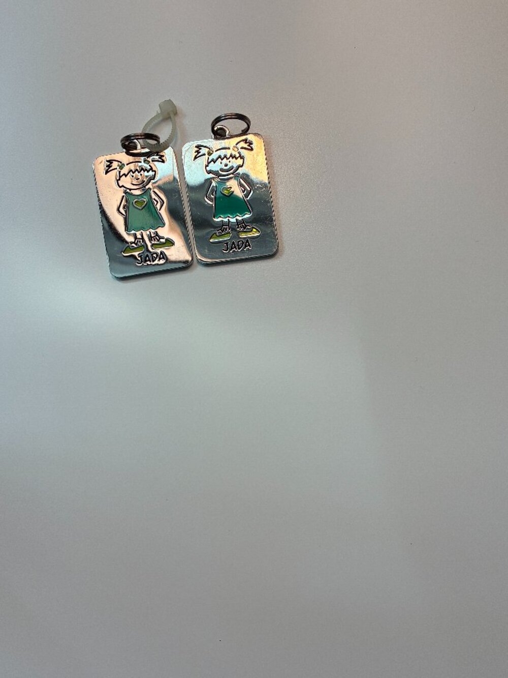 Jada shoes tags